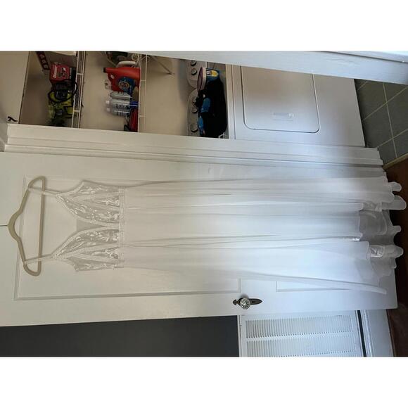 Dave & Johnny Bridal Formal Dress Size 12 - Picture 1 of 9